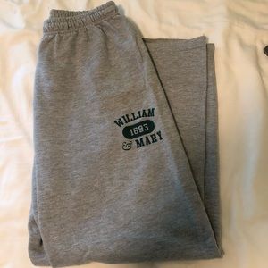 William and Mary Sweatpants L